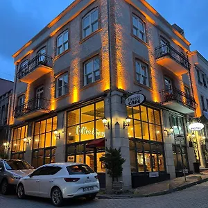 Hanende Hotell
