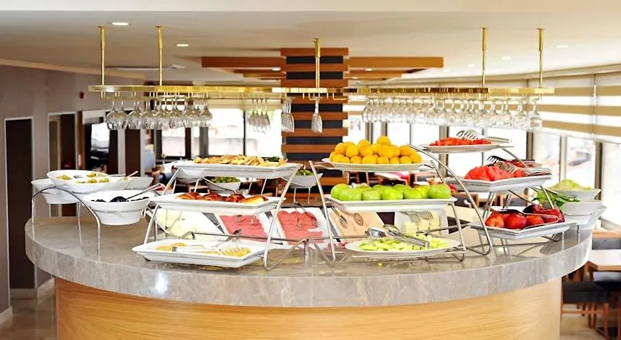 Delta Hotel Istanbul & Old City 3*,